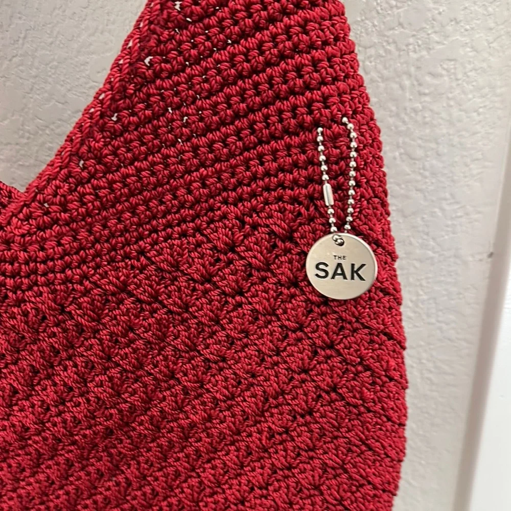 The Sak Red Leather Shoulder Bag - Picture 4 of 5